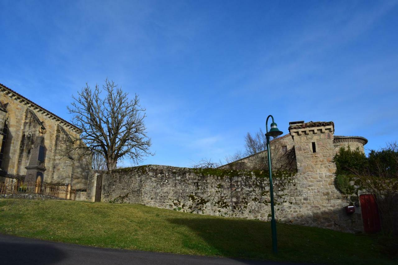 Gite De Sauviat 25 Chemin Du Grand Pacher Le Bourg De Sauviat 63120 Exterior foto