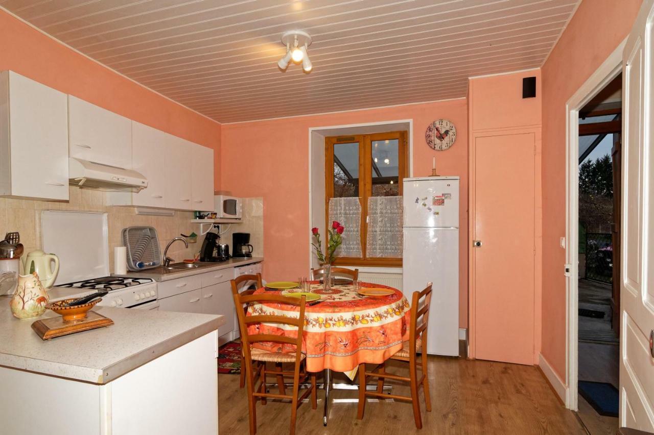 Gite De Sauviat 25 Chemin Du Grand Pacher Le Bourg De Sauviat 63120 Exterior foto